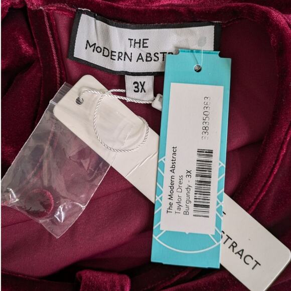 NEW Modern Abstract Taylor Velvet Midi Dress 3X Red Burgundy Twist Neck Keyhole - Picture 10 of 12